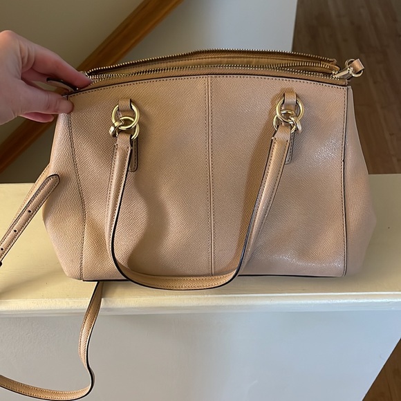 Coach handbag, women’s tan. - Picture 2 of 5